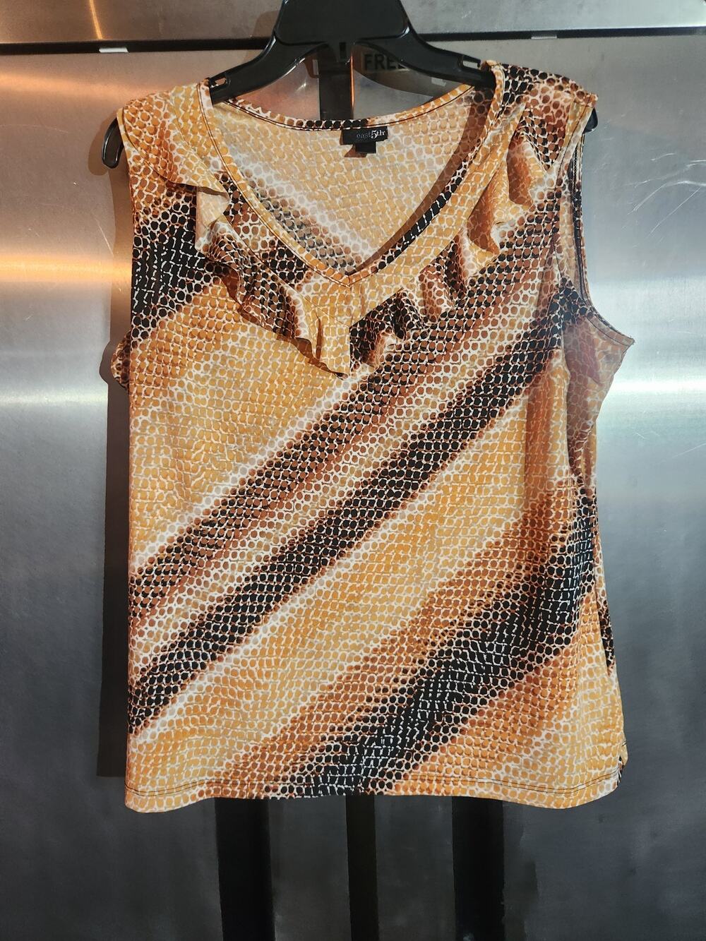East 5th Ruffle V-Neck Sleeveless Top Snakeskin Print Brown Orange Black Size XL